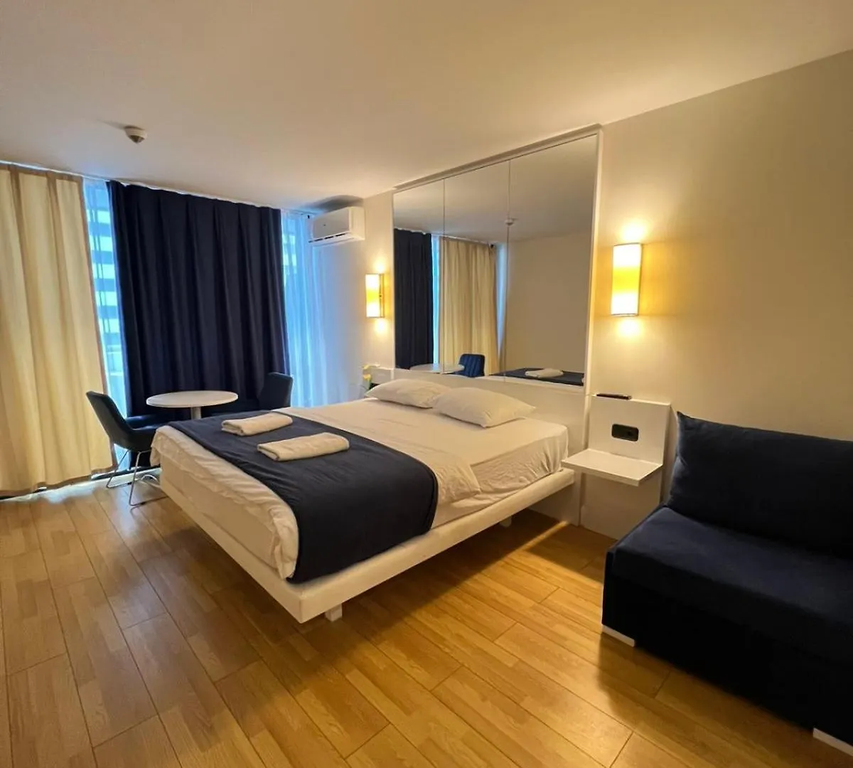 فندق Panorama Apartments In Batumi N4