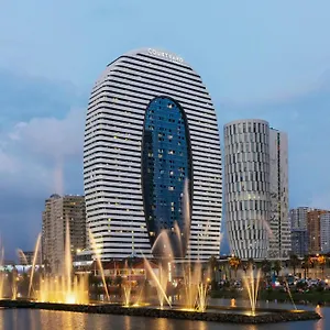 Courtyard By Marriott باتومي